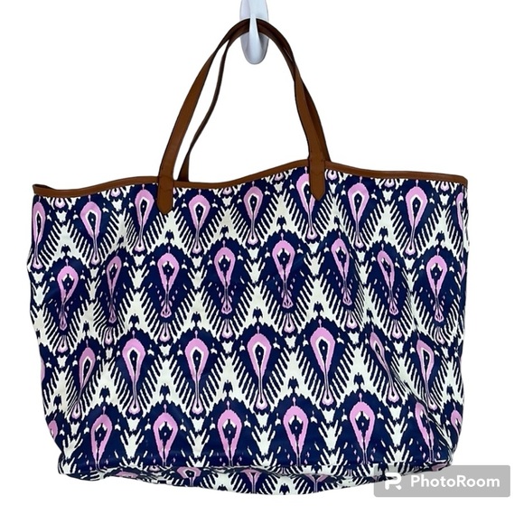 Stella & Dot Handbags - Stella & Dot Tote Multicolored 14 x 22 inches Voyager Tote